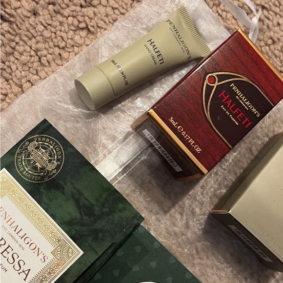 Penhaligon’s unisex lot of sample size fragrances great for traveling - Picture 3 of 4